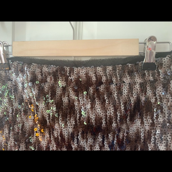 Rachel Roy snake skin color sequined mini skirt - Picture 3 of 6